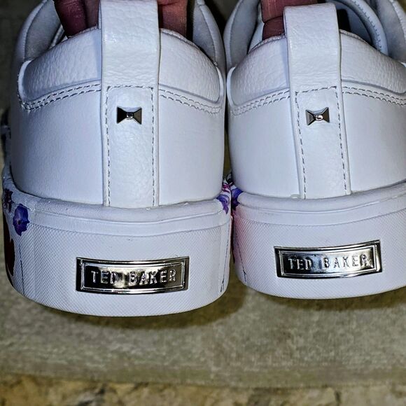 Ted Baker Roullyp Floral-Graphic‎ Leather Sneakers NEW Ladies Sz 7.5 ($165) - Picture 4 of 9
